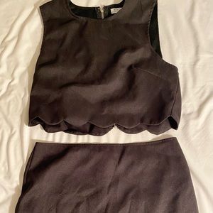Tobi 2 piece scalloped skirt and top set. Size medium